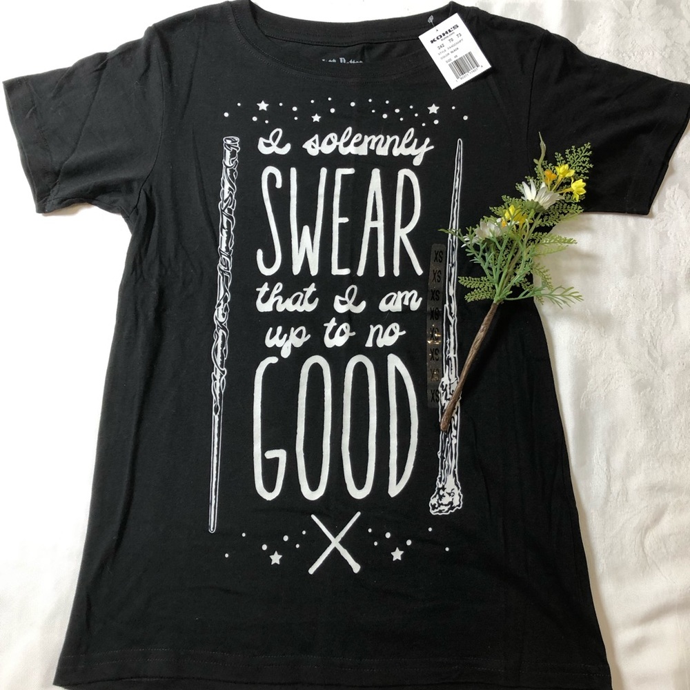 🌟NWT🌟T-shirt